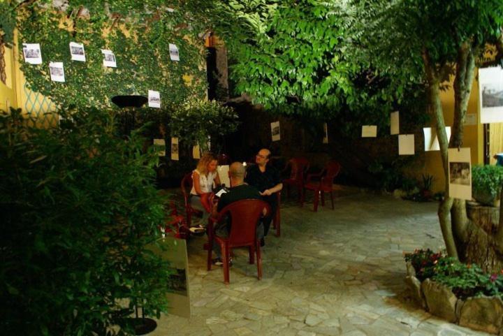 Albergo Corona Salsomaggiore Terme Luaran gambar
