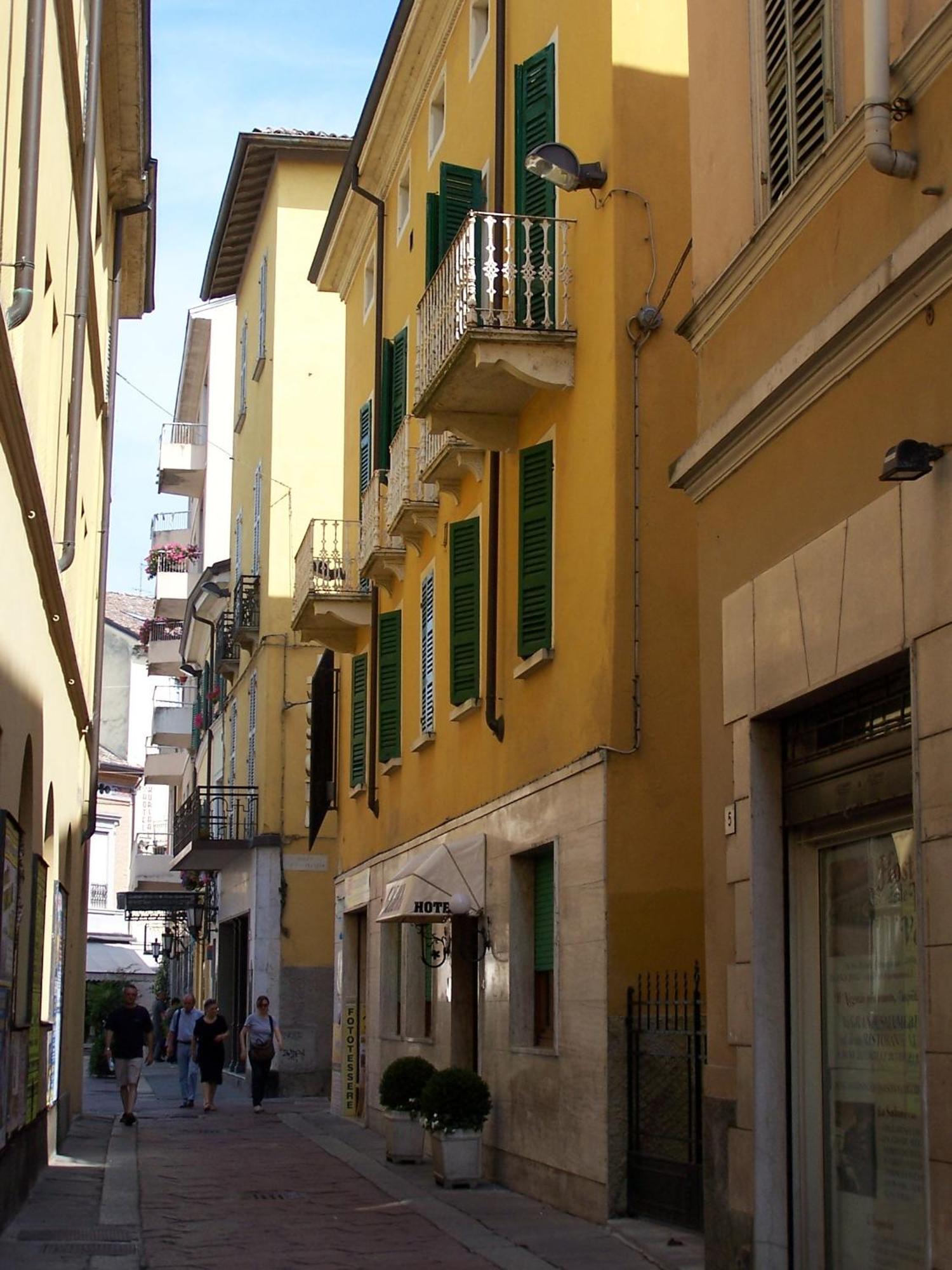 Albergo Corona Salsomaggiore Terme Luaran gambar