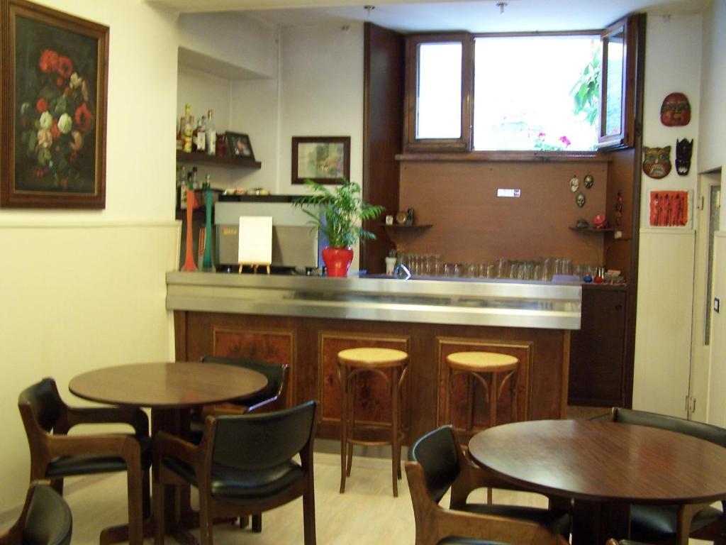 Albergo Corona Salsomaggiore Terme Luaran gambar